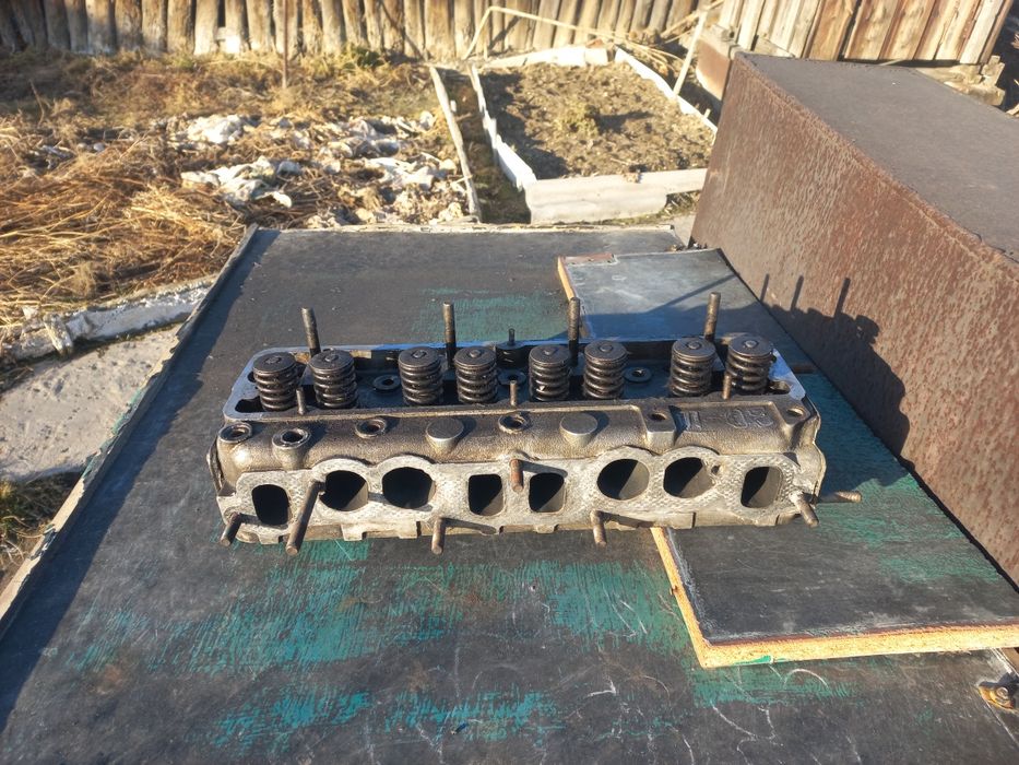 Продам головку уаз