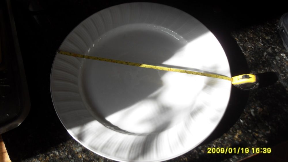 продавам  големи чинии