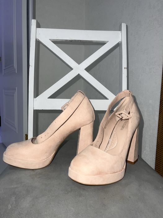 Туфли 37 р новый