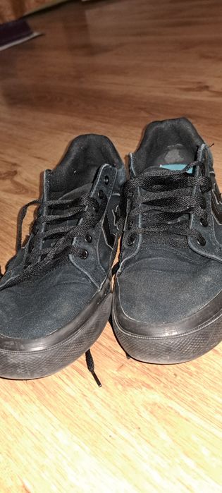 Converse, mărimea 42