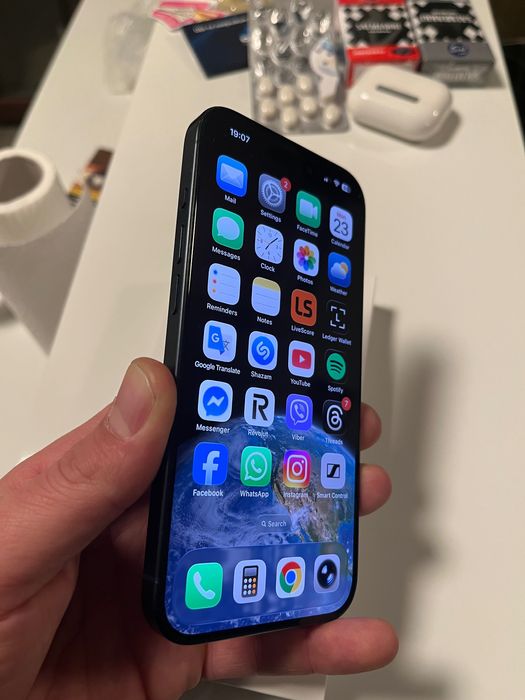 Iphone 15 pro 256гб