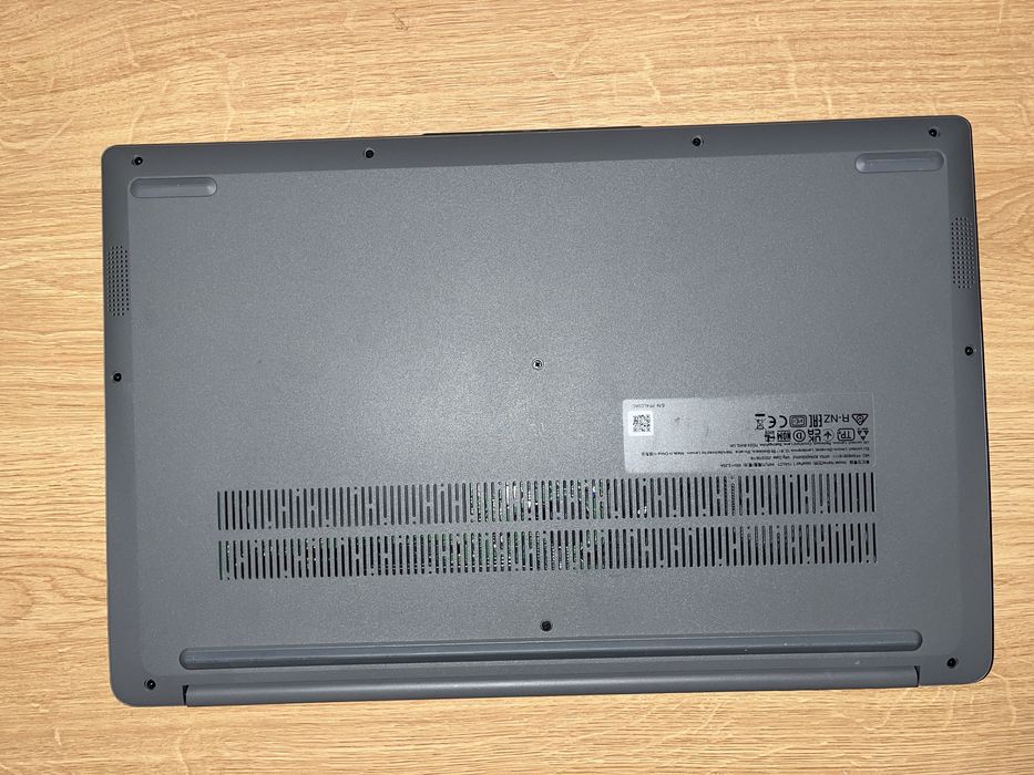 Laptop Lenovo IdeaPad 3 - Ryzen 5,8GB RAM, SSD 512GB