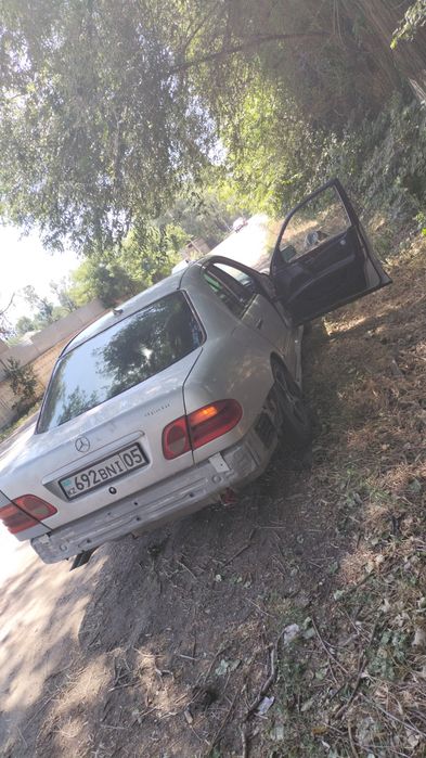 Мерседес w 210 лупарик