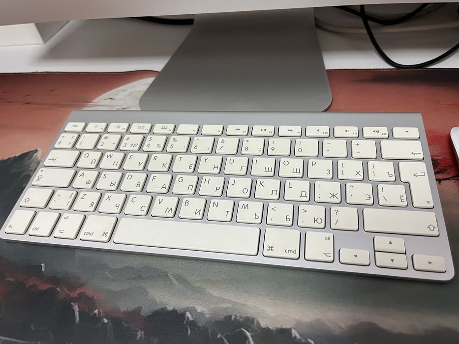Продам iMac в идеальном состояний