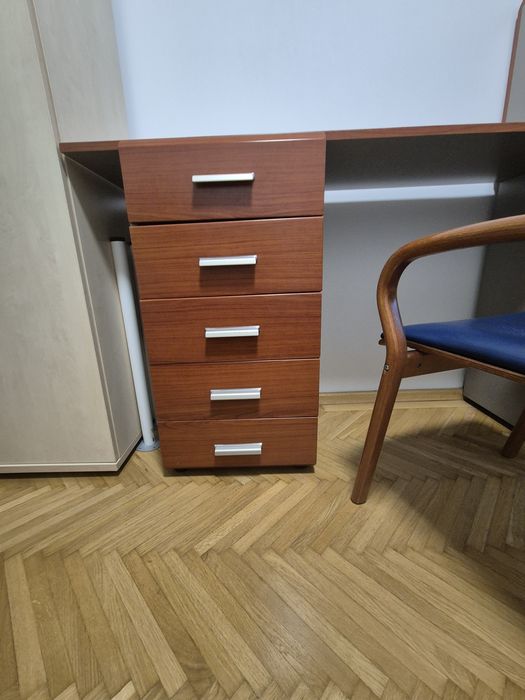 Mobilier birou Mobexpert stare foarte bune