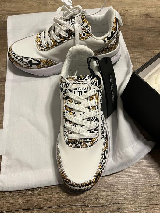 Adidașii Versace Originali