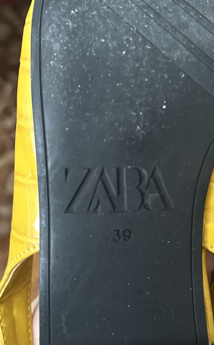 Туфли Зара 39 рр