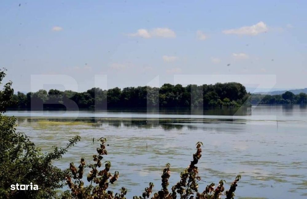 Teren, 120000mp, Insula Calinovat, Moldova Noua