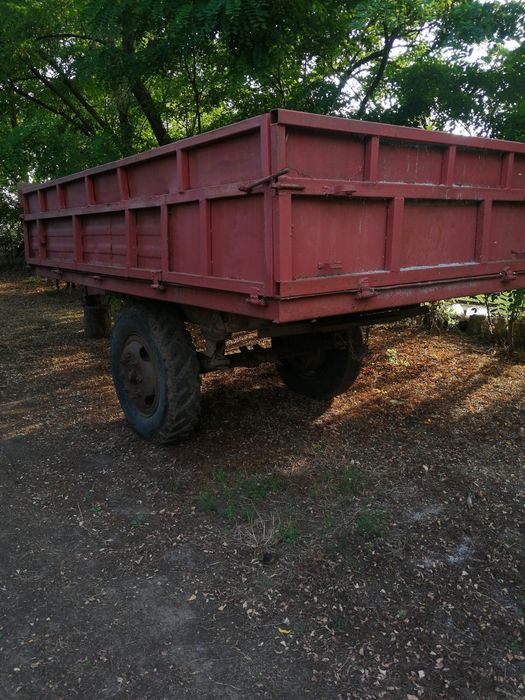 Remorca tractor o axa-3tone