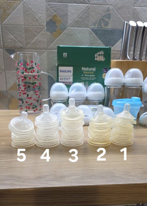 Biberoane de sticla Philips Avent Natural
