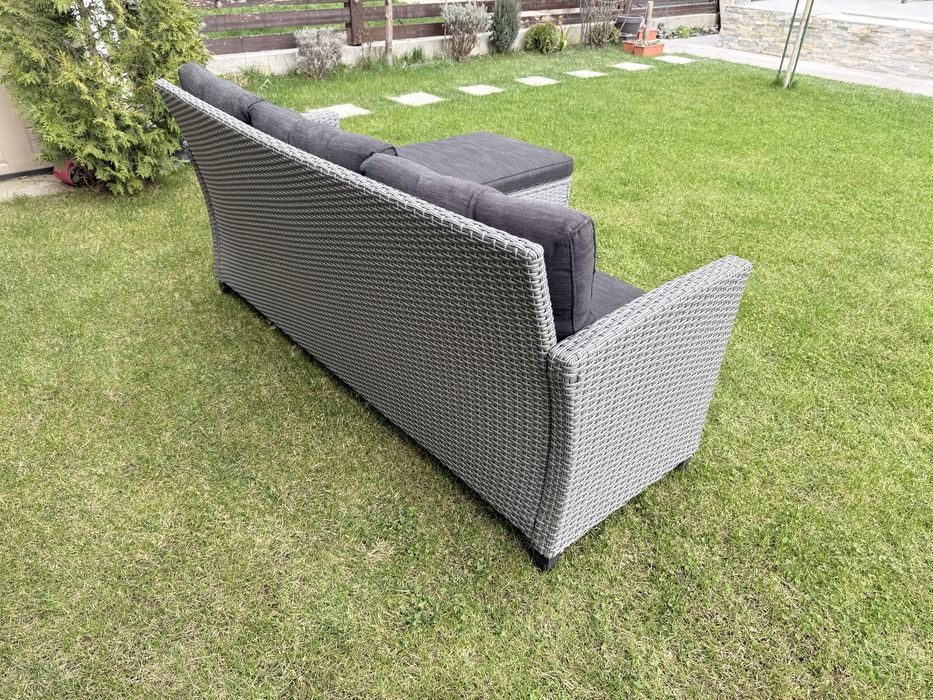 Coltar 3 pers de terasa sau gradina in stare foarte buna