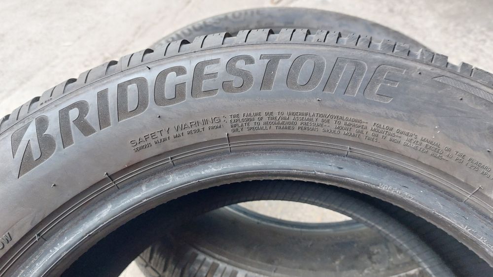 Зимни гуми 235/55/17 Bridgestone Blizzak LM 005 2 броя