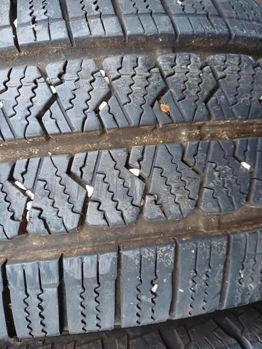 Гуми 215/70/15С  Матадор