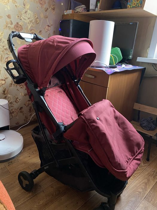 Продам коляску в чехле