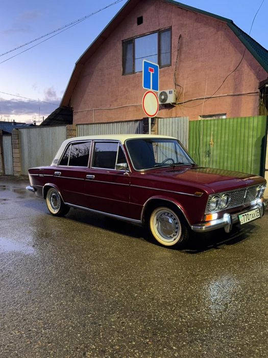 Продам ваз 2103