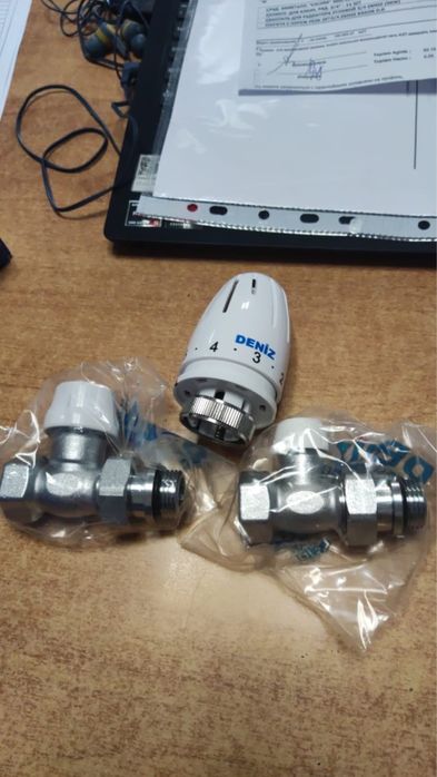 продам СРОЧНО терморегуляторы