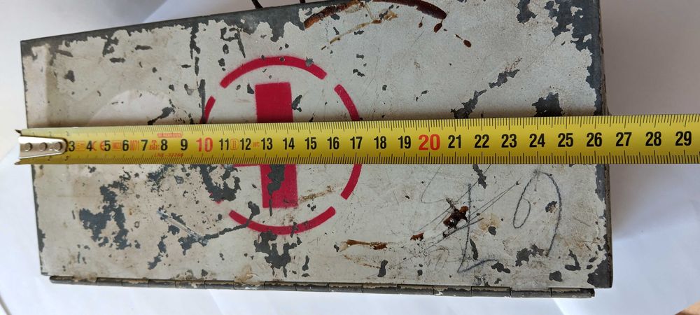 Аптечка от Първата световна война! Метална с консумативите!