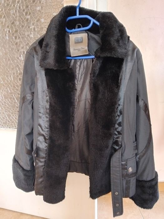 Черно палто Christian Dior