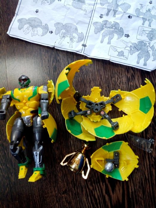 Трансформърси, конструктори и др. играчки/цени в описанието