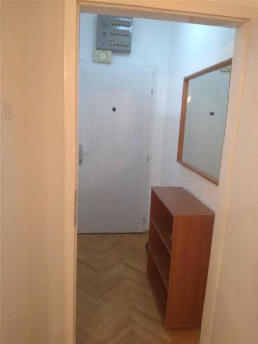 Дава се под наем Двустаен апартамент в Пловдив, Гагарин - 55 кв.м за 249.9 € - Снимка #2