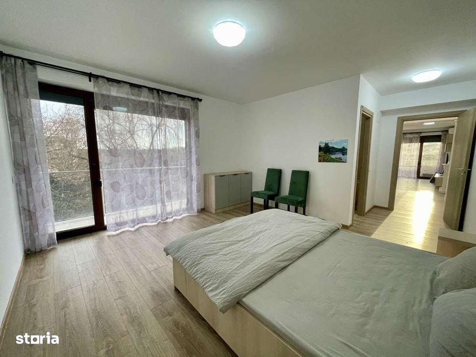 Apartament 132mp-Direct Proprietar-Deschidere lac+Piscina-3 camere