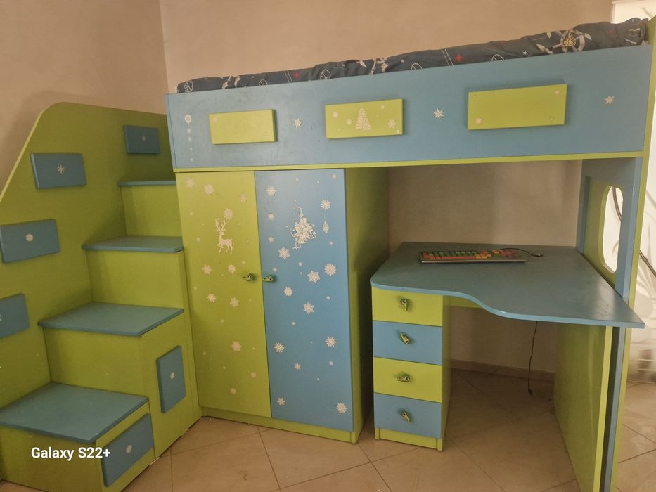 Pat supraetajat copii