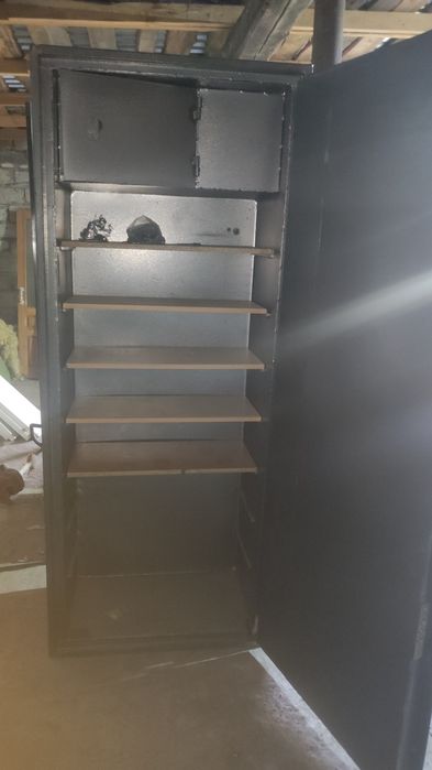 Продам сейфы в отличном состоянии