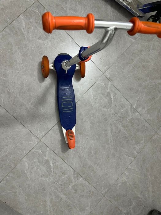 Продам детский самокат