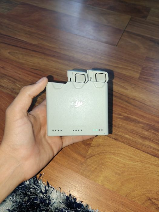 DJI mini 3 fly more combo 2 baterii