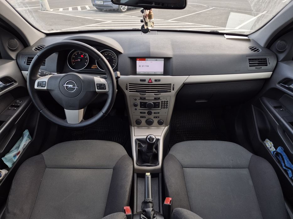 Opel Astra H 1.6 105 CP 2007