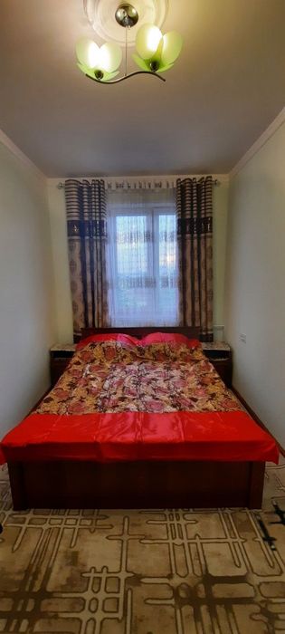 Квартира сотилади. Бодомзор