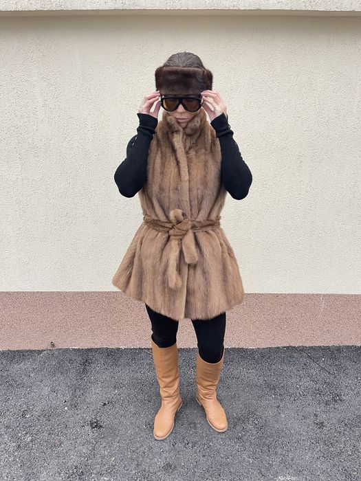 Vesta din blana de vizon maro cu cordon