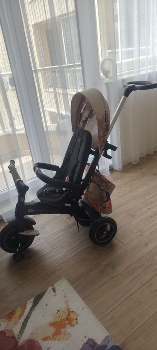 Триколка KinderKraft Easytwist