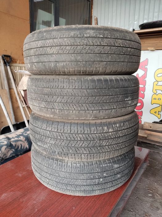 Продам комплект резины шины 225/65/R17