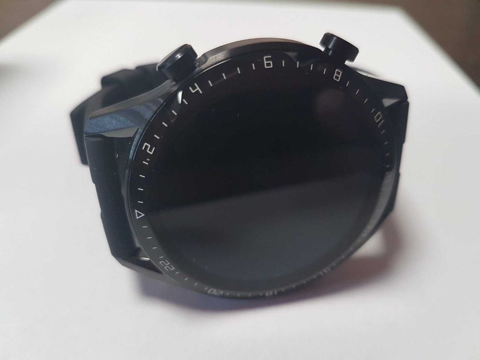 Продавам Huawei Watch GT2 !