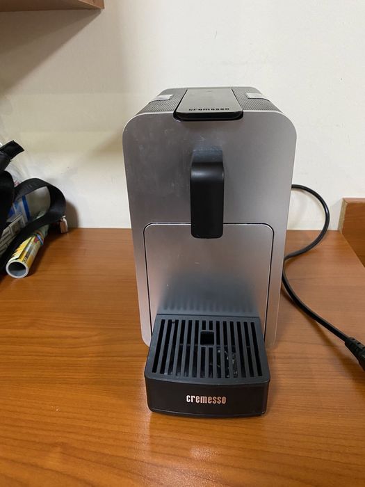 Кафе машина с капсули cremesso compact
