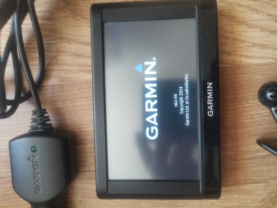 Навигация garmin nuvi 44 lm