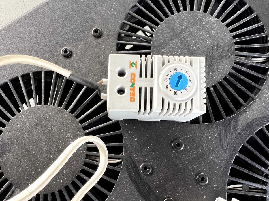 Вентилаторен панел CONTEG за 19" шкаф с 6 вентилатора + термостат