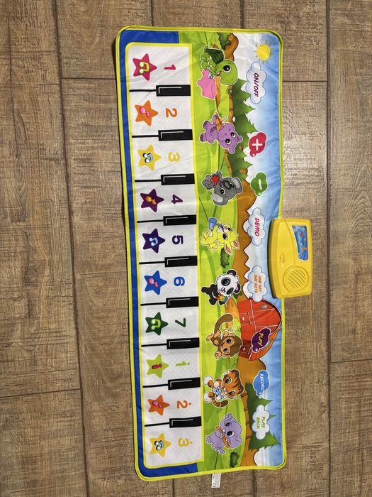 Covor de joaca pian Nou