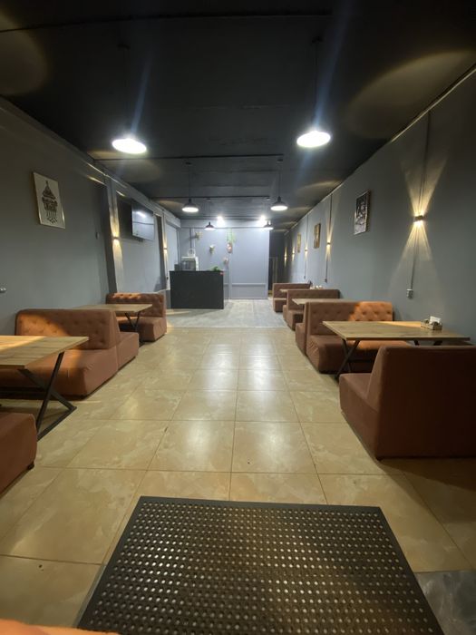 Столы для кафе срочно продам