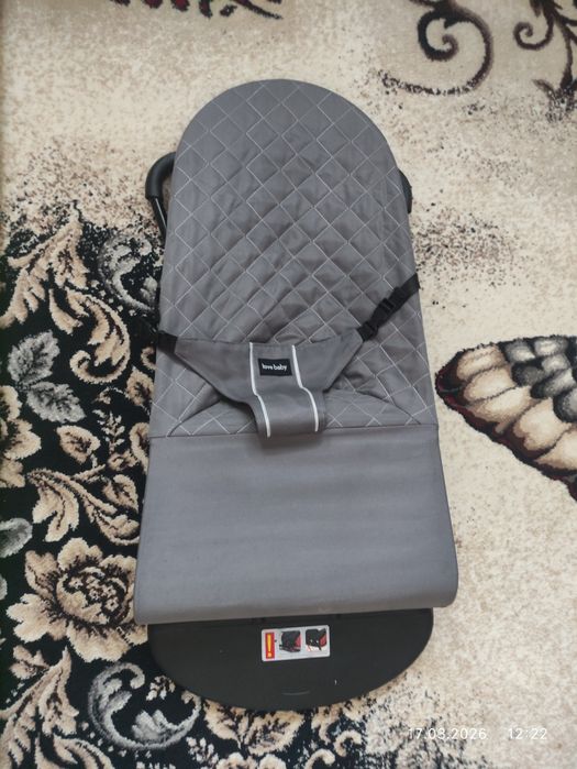 Продам ванночку вместе с шизлонгом