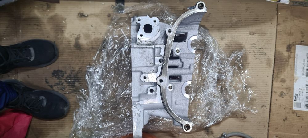 Vând chiuloasa Mercedes-Benz 3500  dreapta stanga