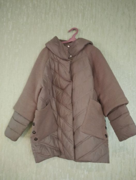 Теплая модная куртка 52-54 размер