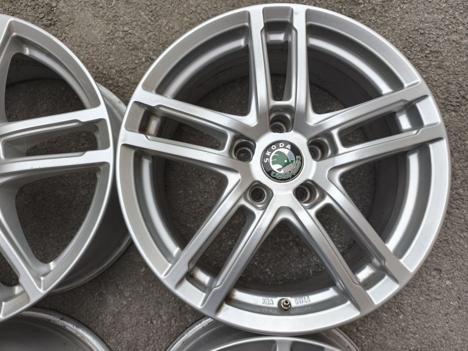 Фолксваген/VW; Skoda/Шкода - 17 цола 5x112; 4 бр. лети джанти