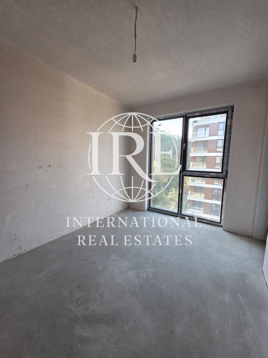 Продава се Двустаен апартамент в Варна, Аспарухово - 69 кв.м за 1812 €/кв.м - Снимка #12