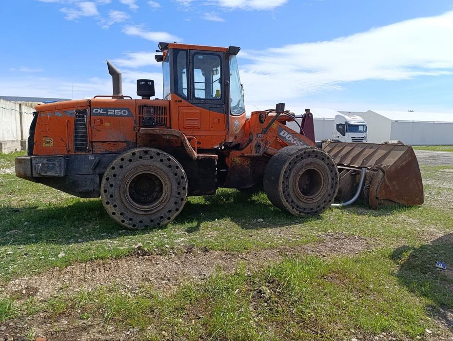 Ridic moloz,transport agregate,lucrări cu buldoexcavator