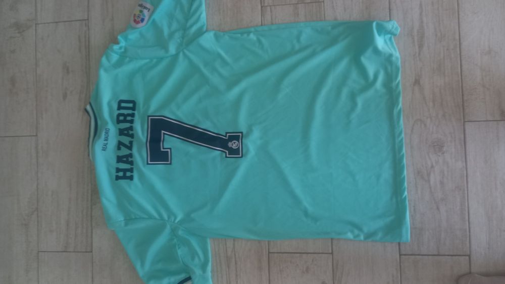 Футболна фланелка на Реал Мадрид  размер хл