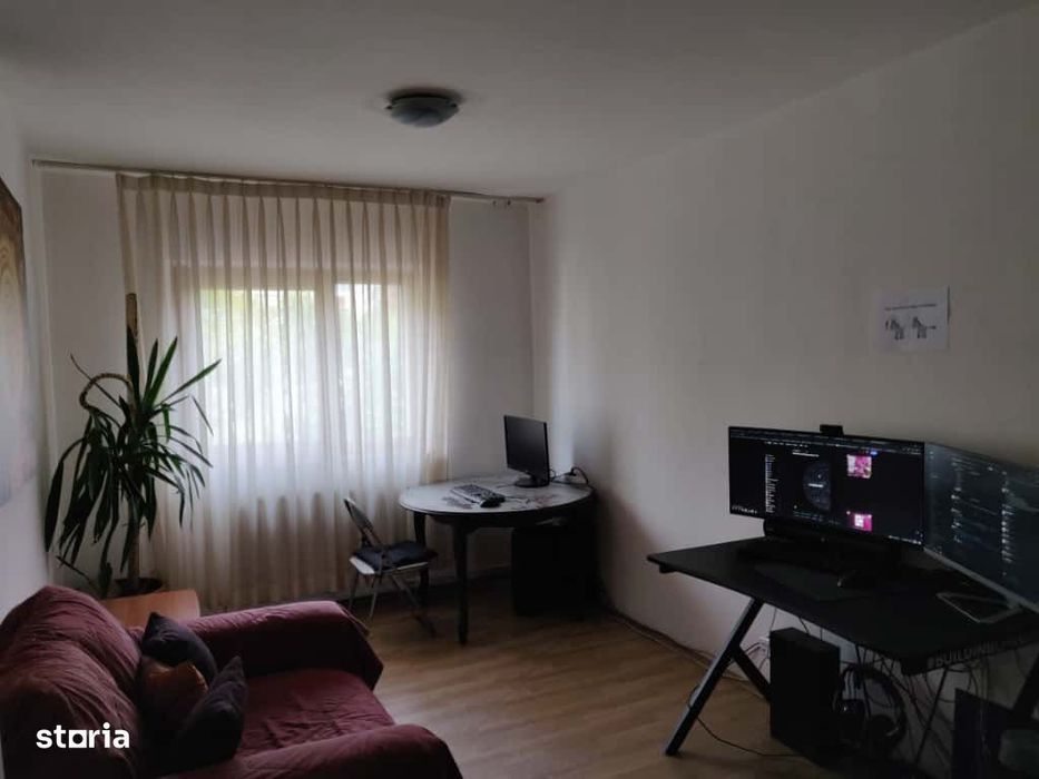 Vand apartament 3 camere Manastur