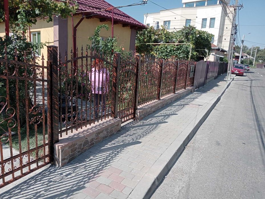 Porți,garduri,balustrade confecții metalice