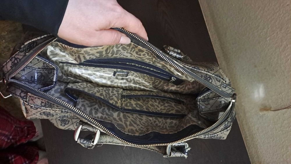 Guess дамски ботуши+ чанта